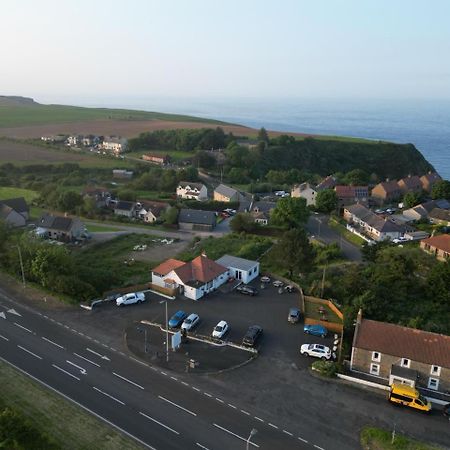 The First & Last Inn Eyemouth Bagian luar foto